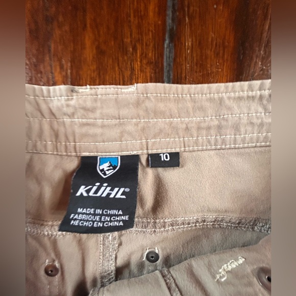 Kuhl Khaki Lightweight Hiking/Outdoor Shorts Size 10 - Picture 3 of 9